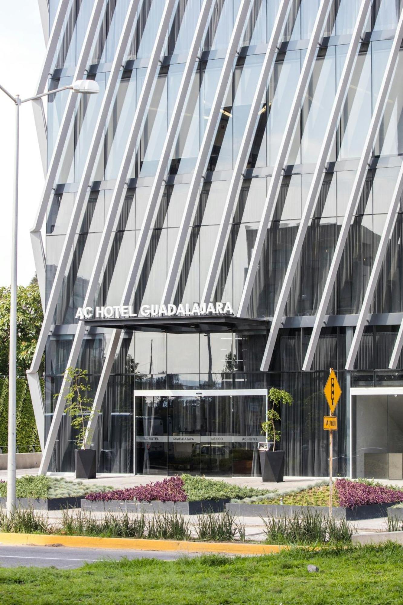 Ac Hotel By Marriott Guadalajara Mexico Exterior photo